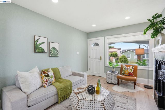3421 Nevin st, Richmond, CA 94805