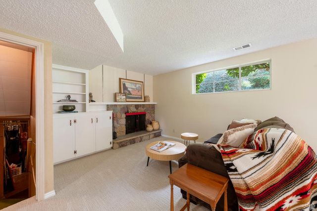 4909 S NANILOA DR, Holladay, UT 84117