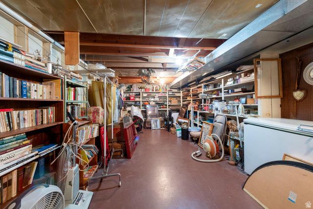 4909 S NANILOA DR, Holladay, UT 84117