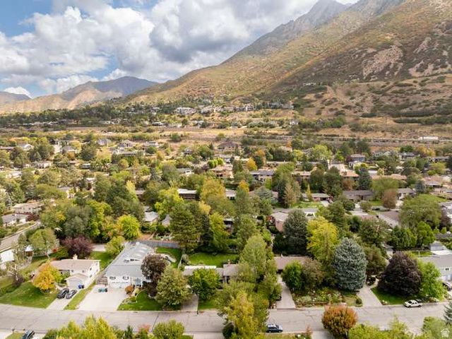 4909 S NANILOA DR, Holladay, UT 84117