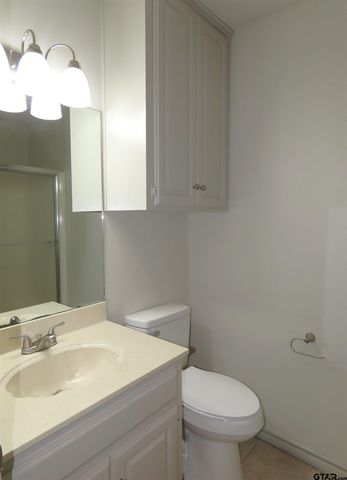 705 Kelli Ln., Whitehouse, TX 75791