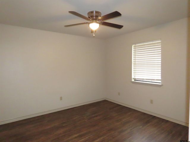 705 Kelli Ln., Whitehouse, TX 75791