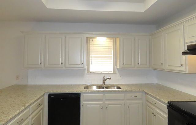 705 Kelli Ln., Whitehouse, TX 75791