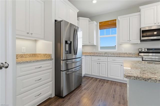 9556 21st Bay ST, Norfolk, VA 23518