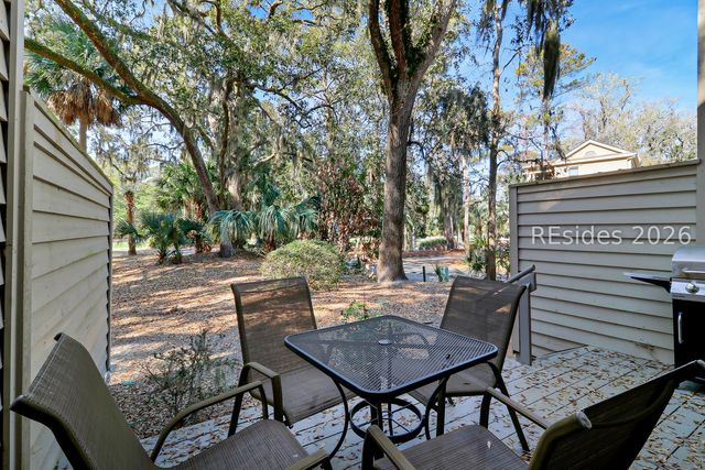113 Shipyard Dr Apt 162, Hilton Head Island, SC 29928