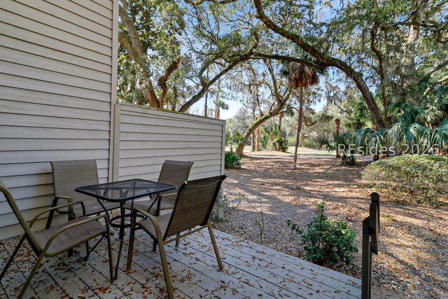 113 Shipyard Dr Apt 162, Hilton Head Island, SC 29928