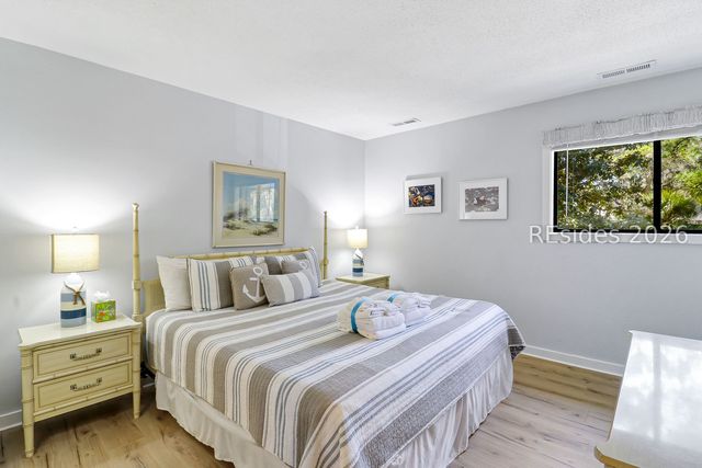 113 Shipyard Dr Apt 162, Hilton Head Island, SC 29928
