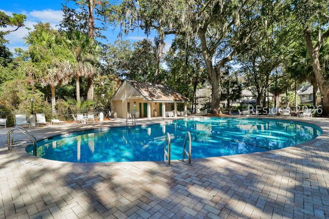 113 Shipyard Dr Apt 162, Hilton Head Island, SC 29928