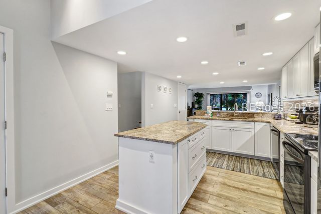 113 Shipyard Dr Apt 162, Hilton Head Island, SC 29928