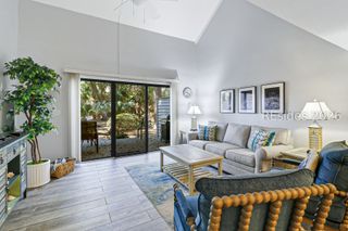 113 Shipyard Dr Apt 162, Hilton Head Island, SC 29928