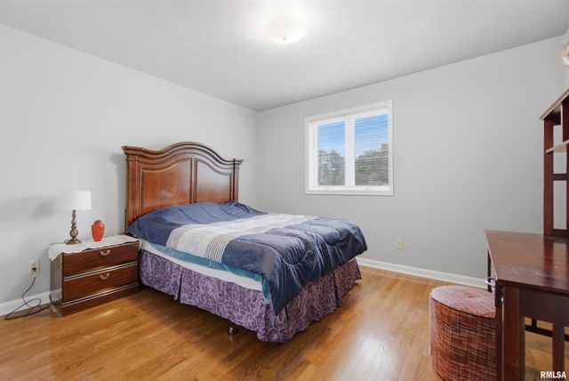 1703 W NORTHEDGE Court, Dunlap, IL 61525