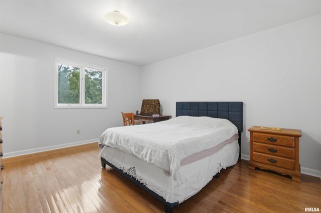 1703 W NORTHEDGE Court, Dunlap, IL 61525