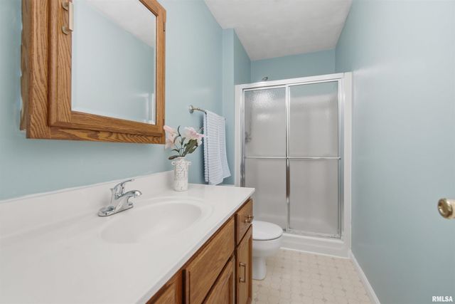 1703 W NORTHEDGE Court, Dunlap, IL 61525