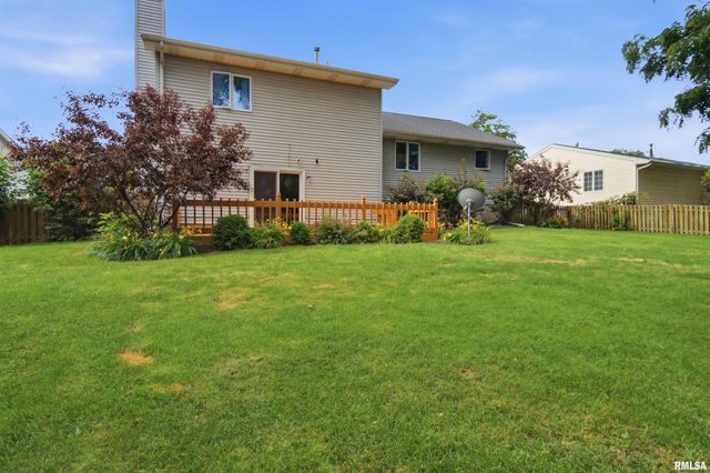 1703 W NORTHEDGE Court, Dunlap, IL 61525