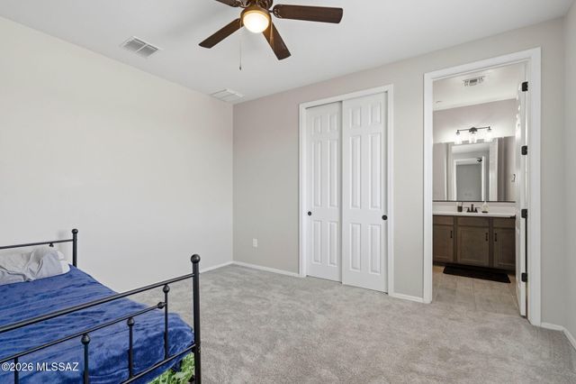 10295 S Rolling Water Drive, Vail, AZ 85641