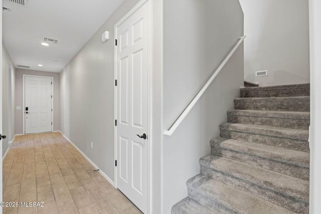10295 S Rolling Water Drive, Vail, AZ 85641