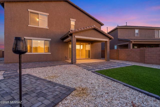 10295 S Rolling Water Drive, Vail, AZ 85641