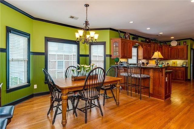 616 Richmond Place, Loganville, GA 30052