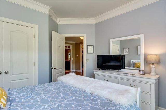 616 Richmond Place, Loganville, GA 30052