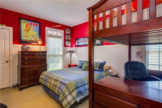 616 Richmond Place, Loganville, GA 30052