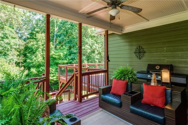 616 Richmond Place, Loganville, GA 30052