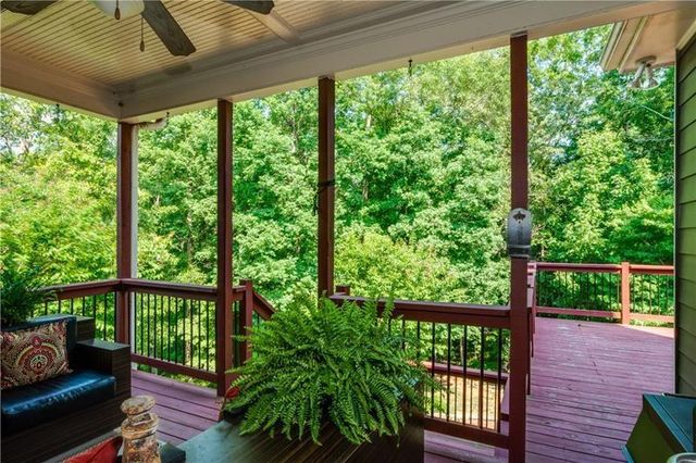 616 Richmond Place, Loganville, GA 30052