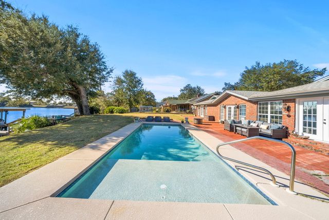 7432 Chipewa Street, Panama City, FL 32404