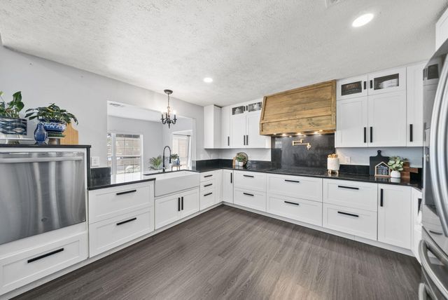 7432 Chipewa Street, Panama City, FL 32404