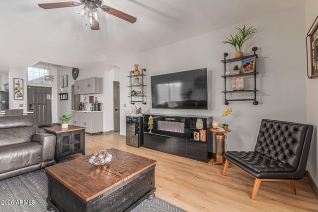 6764 E NORTHRIDGE Street, Mesa, AZ 85215