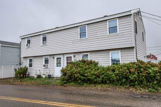 42 Brown Avenue, Hampton, NH 03842