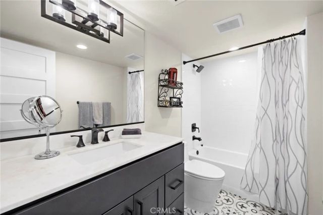 27776 Deya, Mission Viejo, CA 92692
