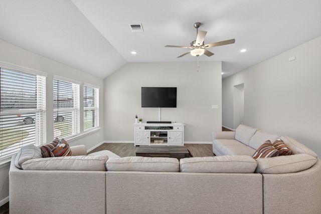 7613 Poplar Drive, Denton, TX 76226