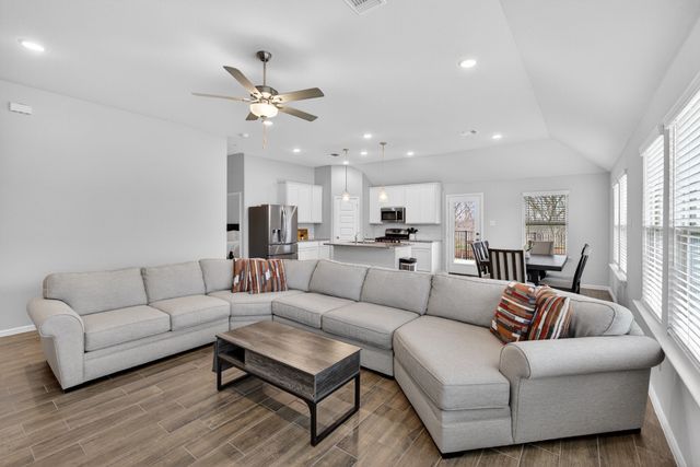 7613 Poplar Drive, Denton, TX 76226