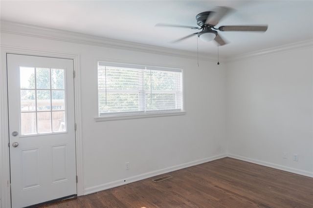 900 6th Street, Rogers, AR 72756