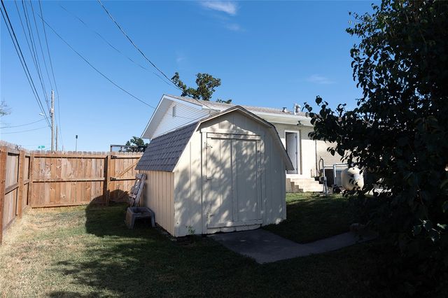 900 6th Street, Rogers, AR 72756