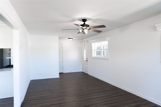 900 6th Street, Rogers, AR 72756