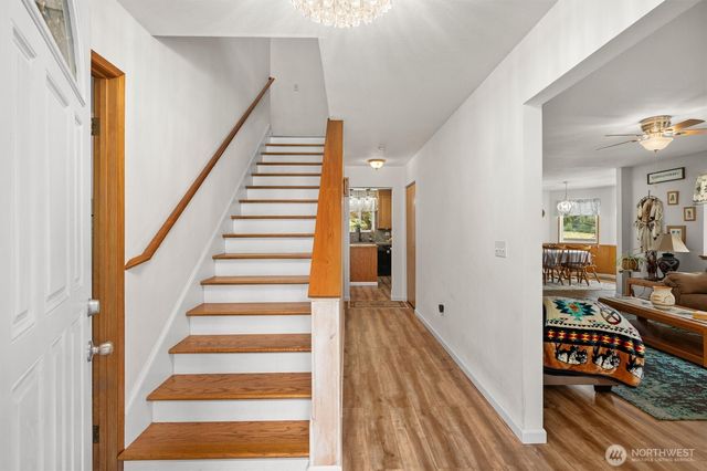 7419 214th Ave E, Bonney Lake, WA 98391