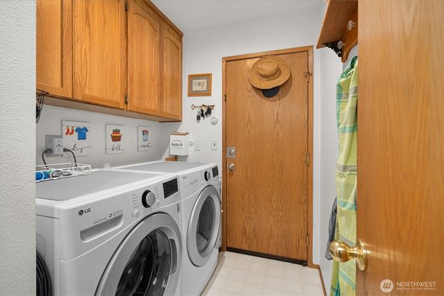 7419 214th Ave E, Bonney Lake, WA 98391
