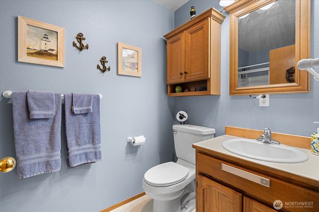 7419 214th Ave E, Bonney Lake, WA 98391
