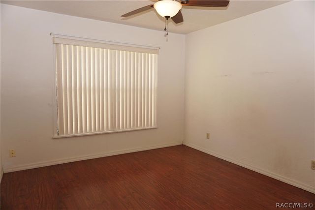 5985 W Croyden Circle, Crystal River, FL 34429