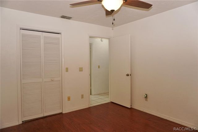5985 W Croyden Circle, Crystal River, FL 34429