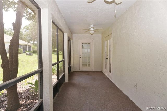5985 W Croyden Circle, Crystal River, FL 34429