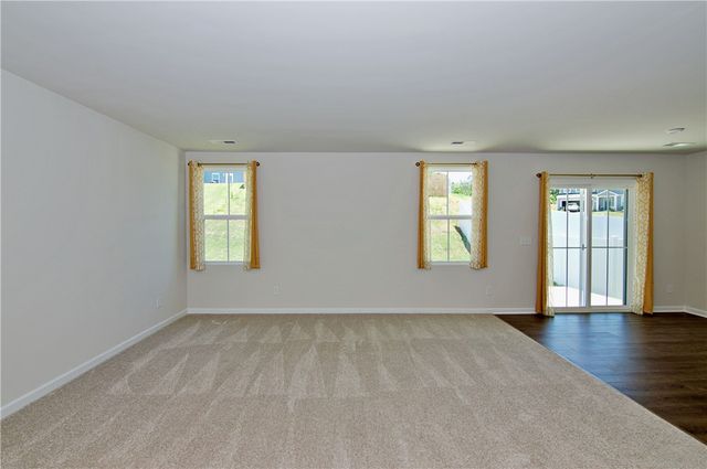 723 Peridot Way, Westminster, SC 29693