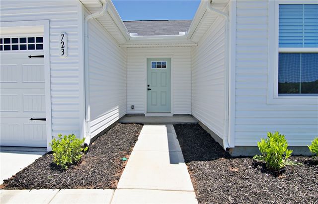 723 Peridot Way, Westminster, SC 29693