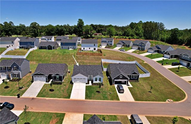 723 Peridot Way, Westminster, SC 29693