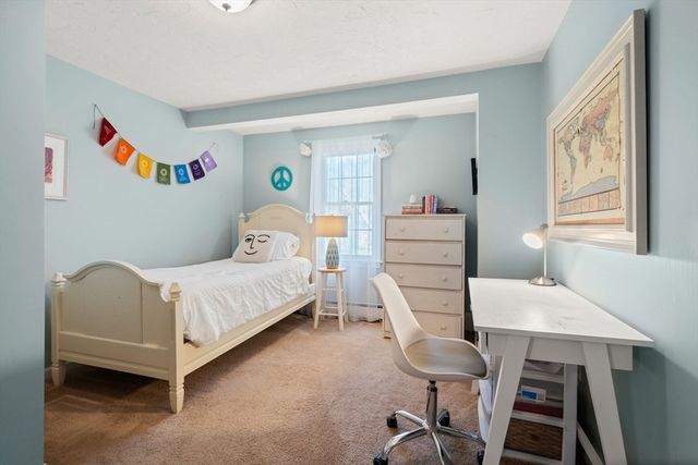 43 Maple Street, Norfolk, MA 02056
