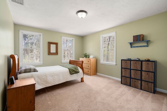43 Maple Street, Norfolk, MA 02056