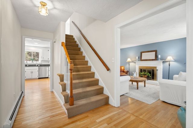 43 Maple Street, Norfolk, MA 02056