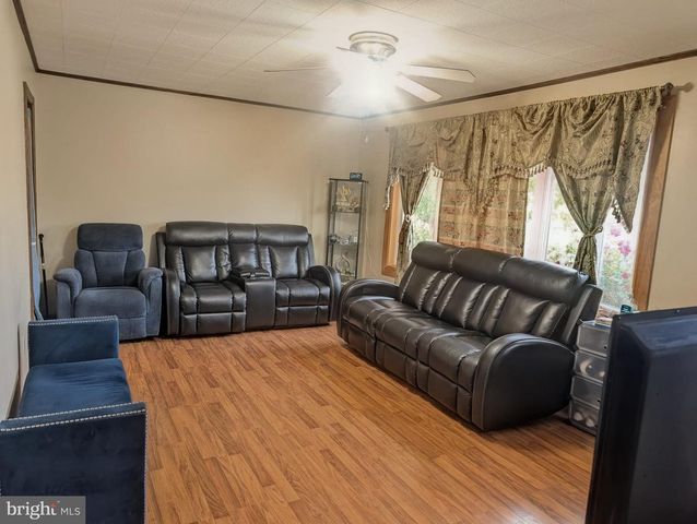 3724 DEVONSHIRE PL, Bensalem, PA 19020