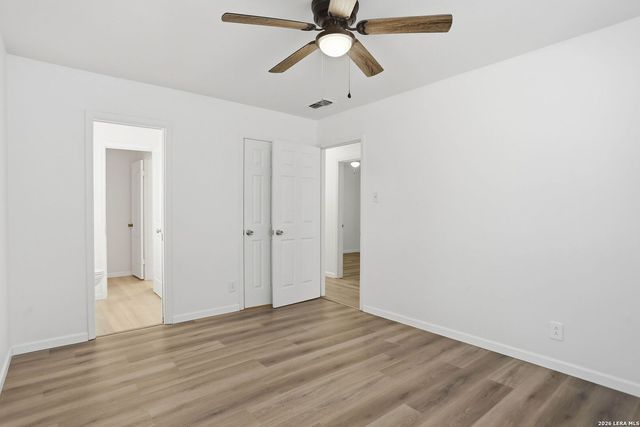 9518 Brightview St, San Antonio, TX 78217